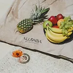 Allonda Seafront Experience Отель *