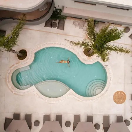 Allonda Seafront Experience *