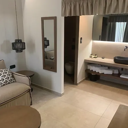 Allonda Seafront Experience *