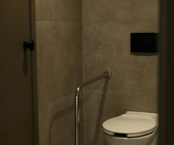 ホテル Allonda Seafront Experience スタブロス