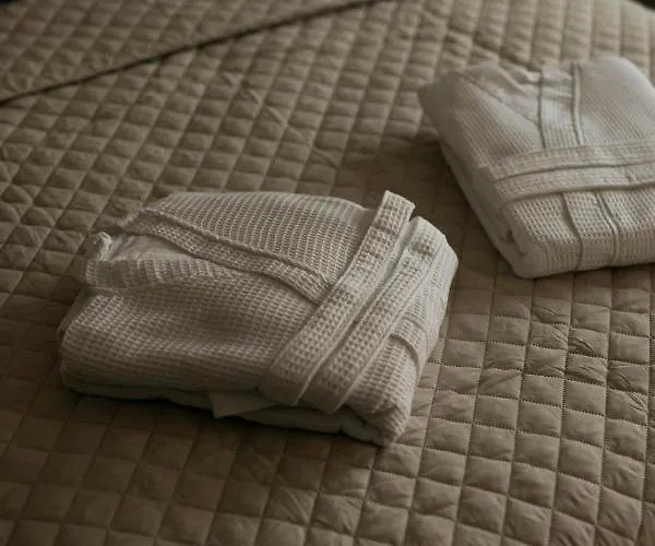 Allonda Seafront Experience