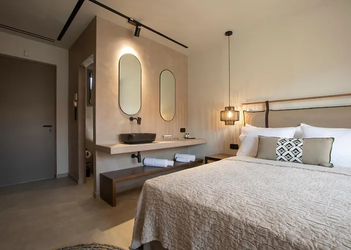 Allonda Seafront Experience *