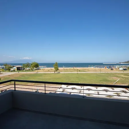 ホテル Allonda Seafront Experience スタブロス