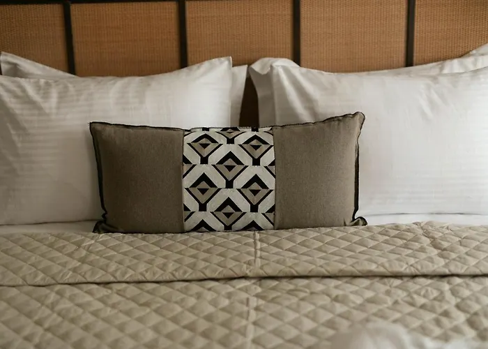 Allonda Seafront Experience *